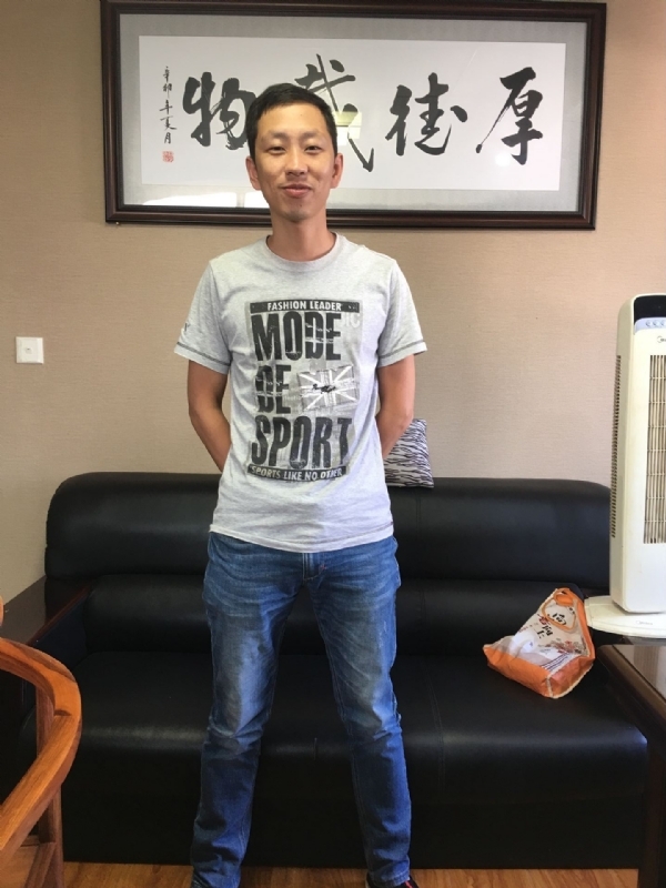逝水流年的第一张照片--海峡交友网
