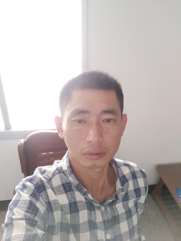 不期而遇的第一张照片--海峡交友网