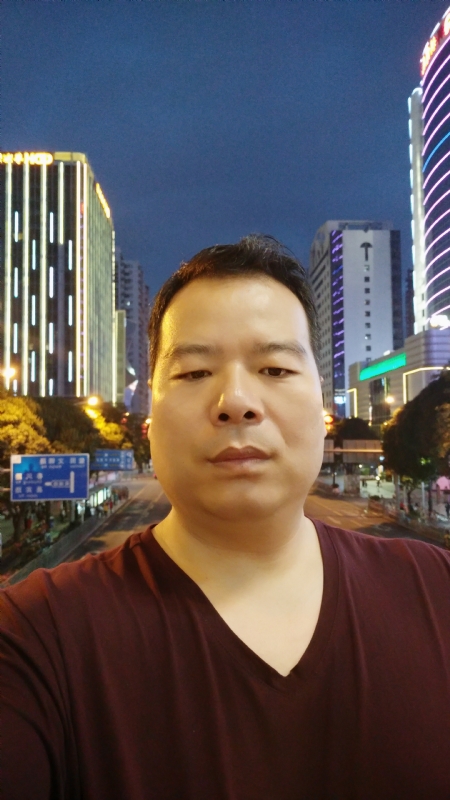 相爱一辈子的第一张照片--海峡交友网