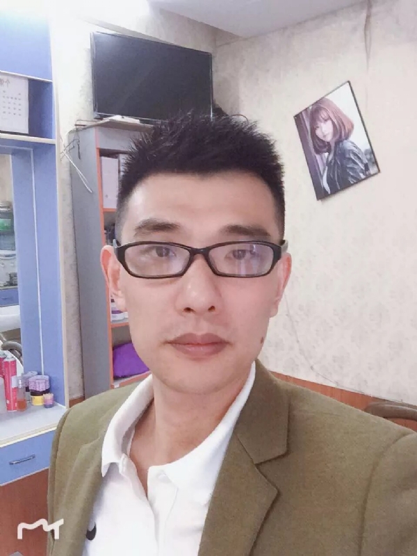 你的笨蛋的第一张照片--海峡交友网