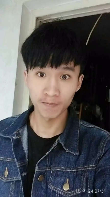 匆匆而过的第一张照片--海峡交友网