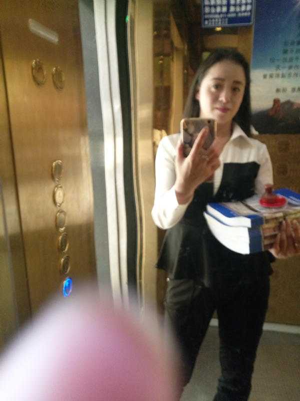 铿锵玫瑰的第一张照片--海峡交友网
