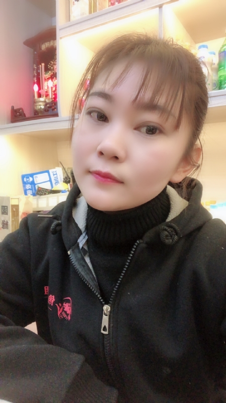 泡沫的第一张照片--海峡交友网