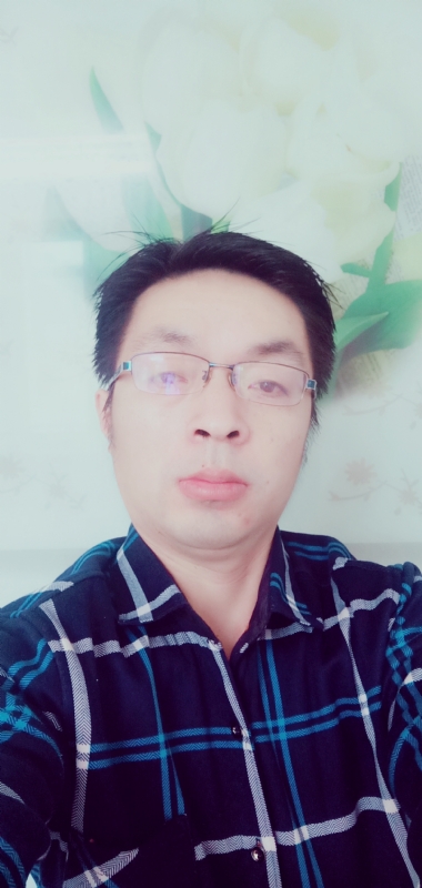 余生我陪你的第一张照片--海峡交友网