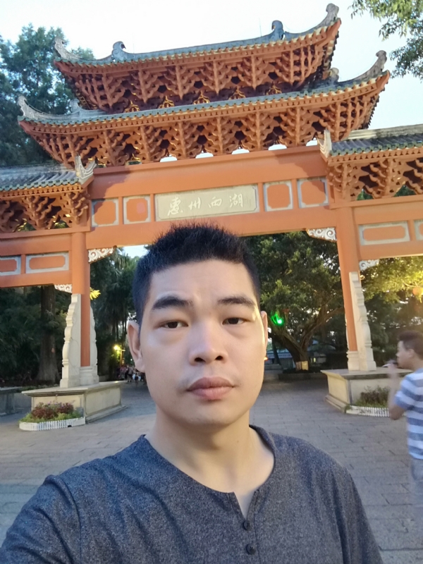 谁明浪子心的第一张照片--海峡交友网