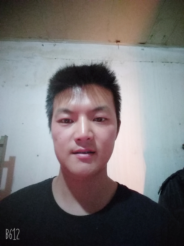风轻云淡的第一张照片--海峡交友网