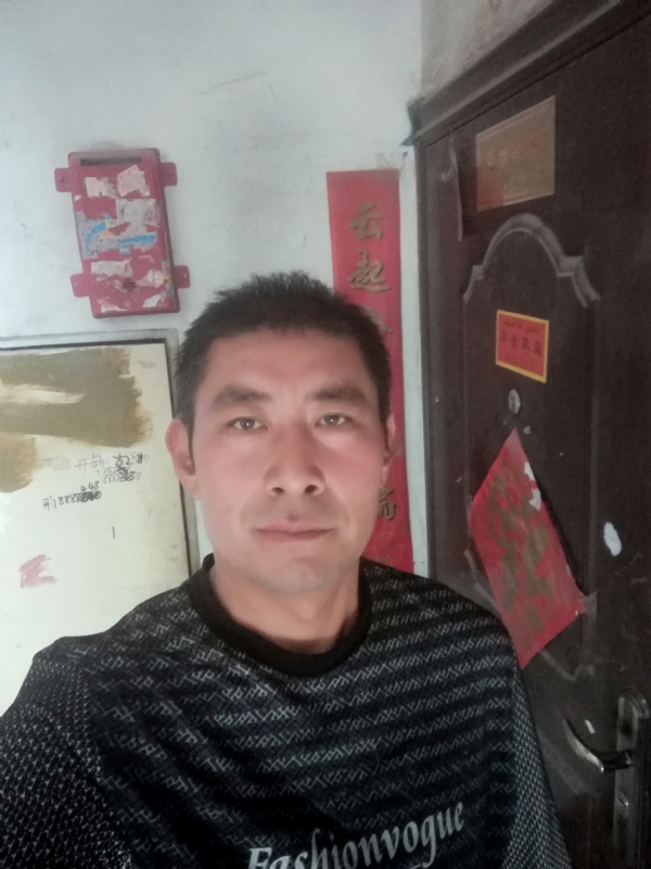 关中刀客的第一张照片--海峡交友网
