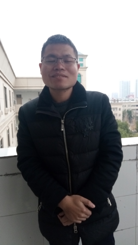 永断无明的第一张照片--海峡交友网