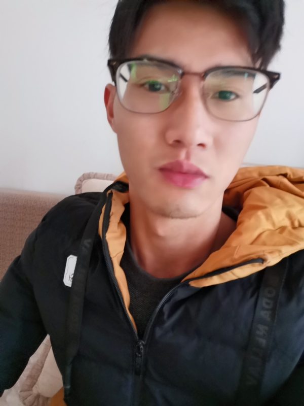信念坚定始终如一的第一张照片--海峡交友网