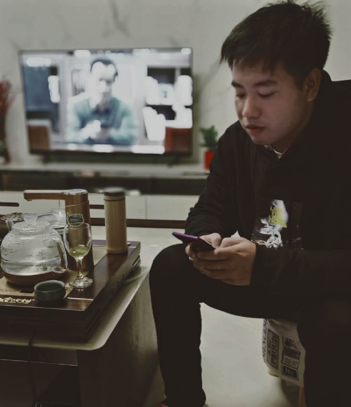 嗯今年能脱单吗的第一张照片--海峡交友网