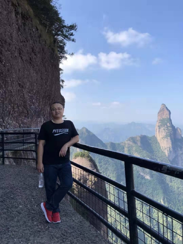 不杵于物的第一张照片--海峡交友网