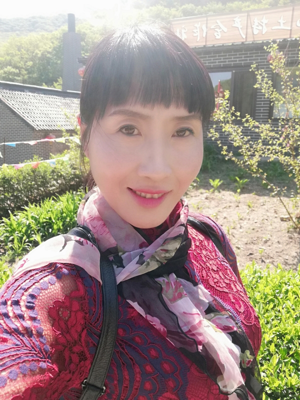 艳阳高照的第一张照片--海峡交友网