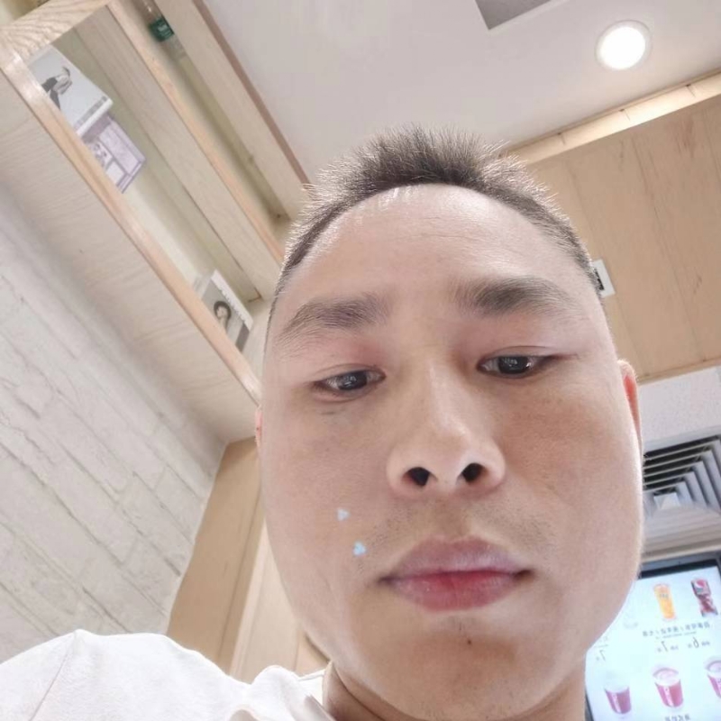 帅了几十年的第一张照片--海峡交友网