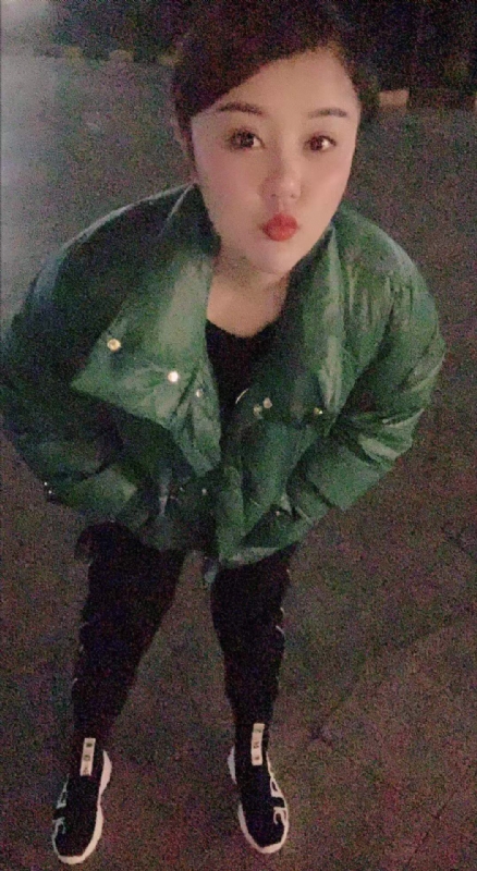 杨乔依的第一张照片--海峡交友网