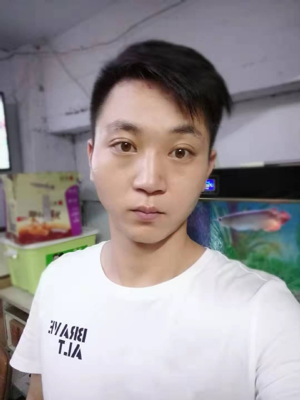 七秒记忆的第一张照片--海峡交友网