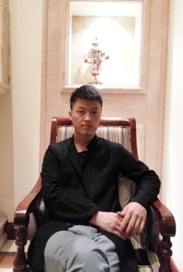 制片人杨亚林的第一张照片--海峡交友网