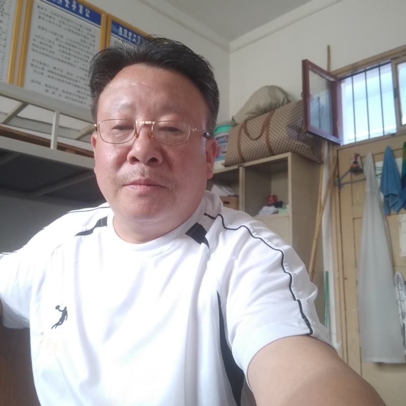 咣次次的第一张照片--海峡交友网