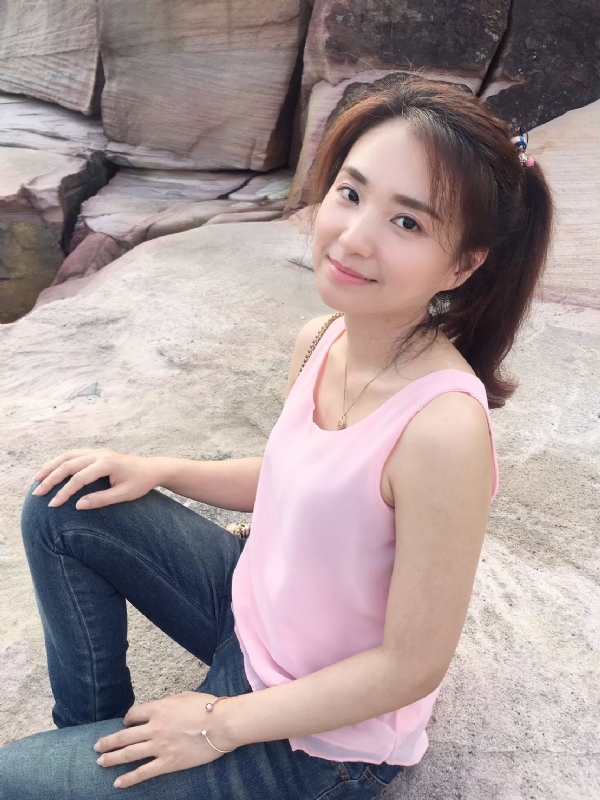 Jane的第二张照片--海峡交友网