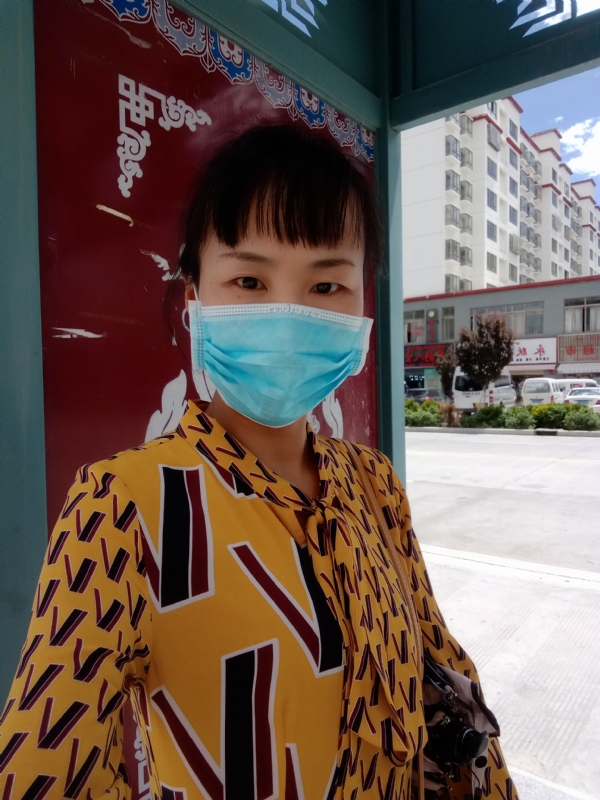 月儿的第一张照片--海峡交友网