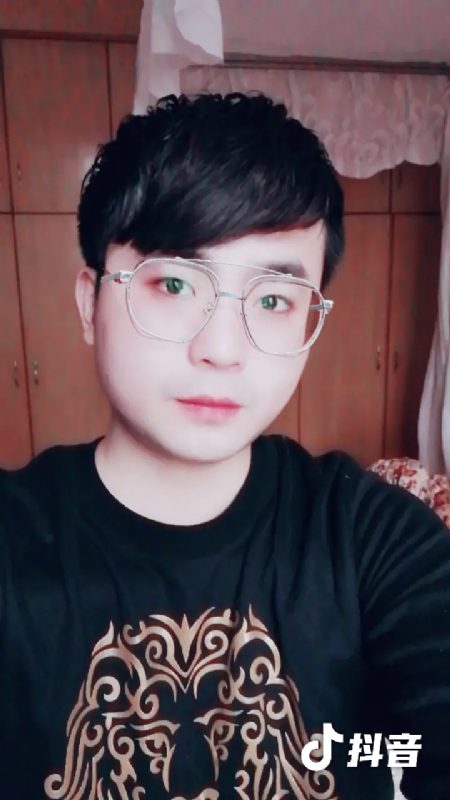 哎呦哥哥的第二张照片--海峡交友网