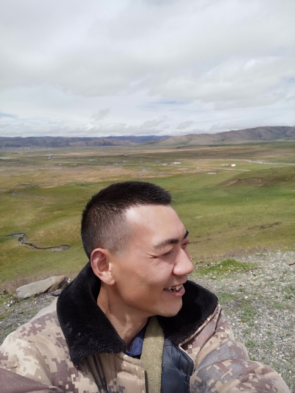 小强的第一张照片--海峡交友网