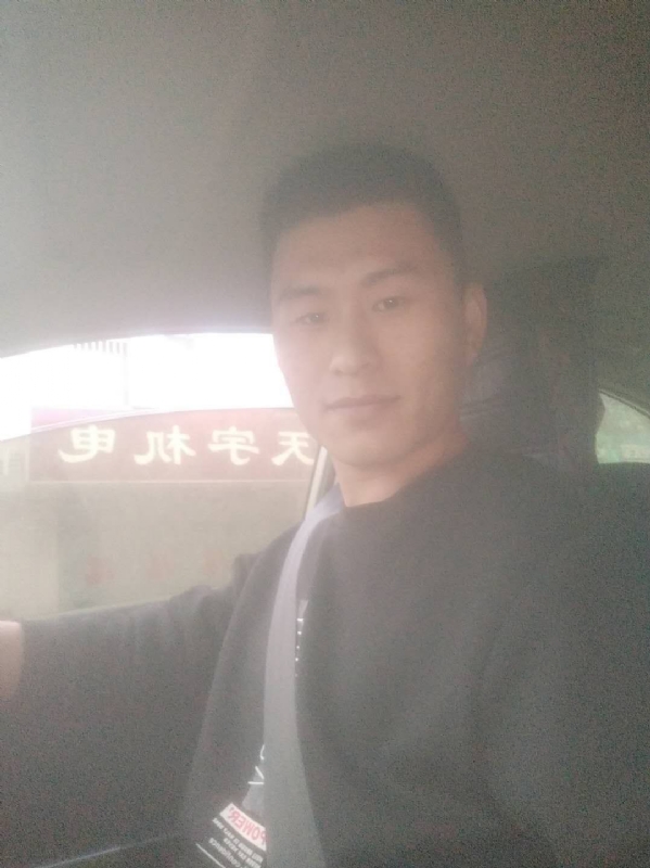 老鼠爱上猫的第一张照片--海峡交友网