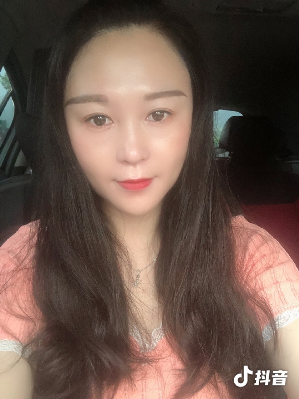 云云的第一张照片--海峡交友网