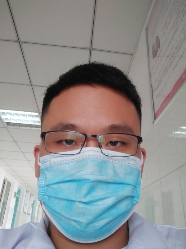 风轻云淡的第一张照片--海峡交友网
