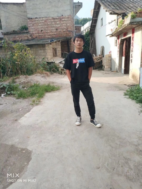 活活该的第一张照片--海峡交友网
