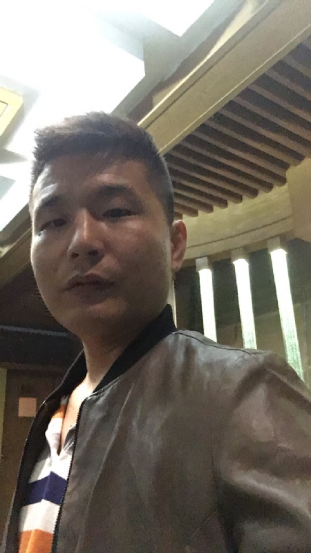 古月的第三张照片--海峡交友网