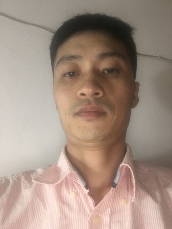 崛起的第一张照片--海峡交友网