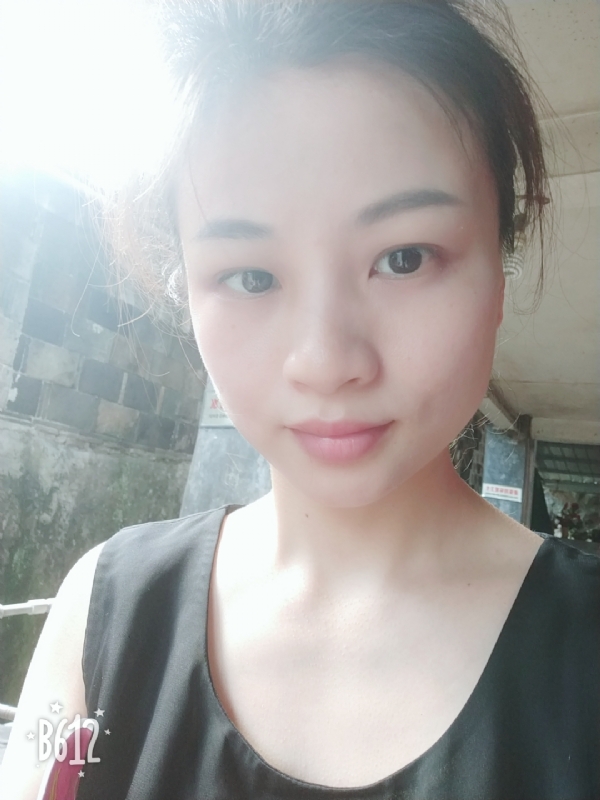 慢慢的第三张照片--海峡交友网