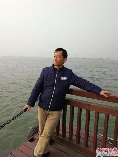 相爱一生的第一张照片--海峡交友网
