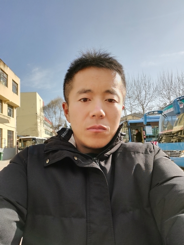 孤独的云的第三张照片--海峡交友网