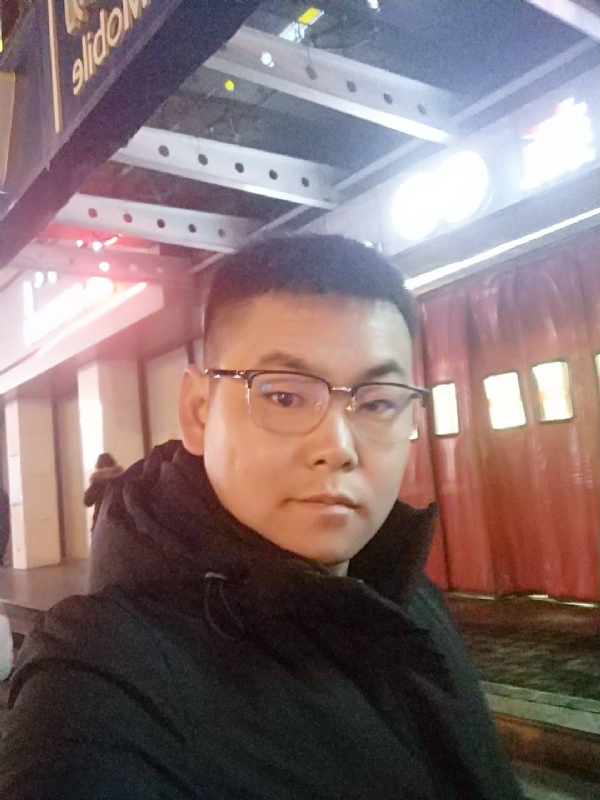 杜跃龙的第二张照片--海峡交友网