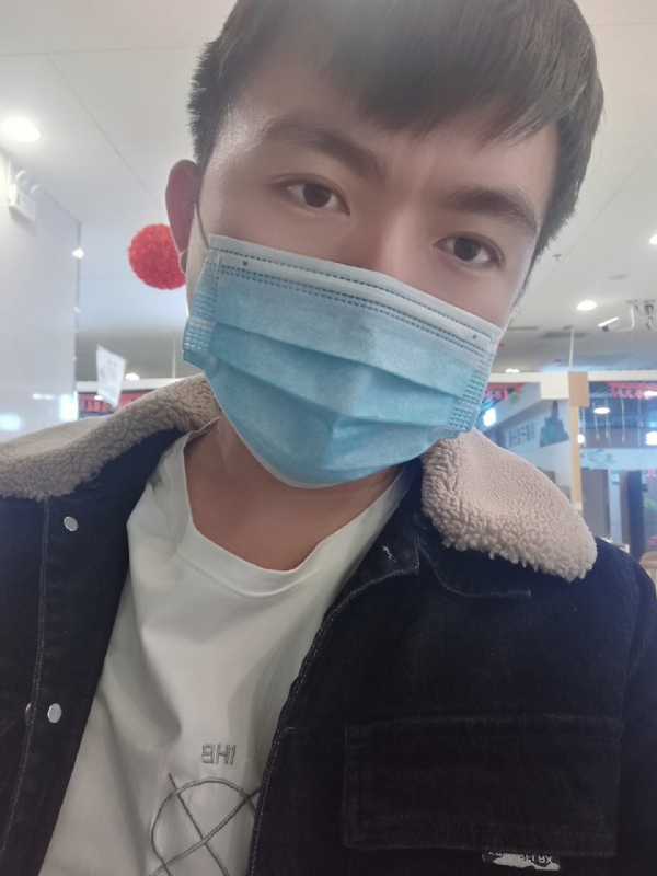 未来可期的我的第三张照片--海峡交友网