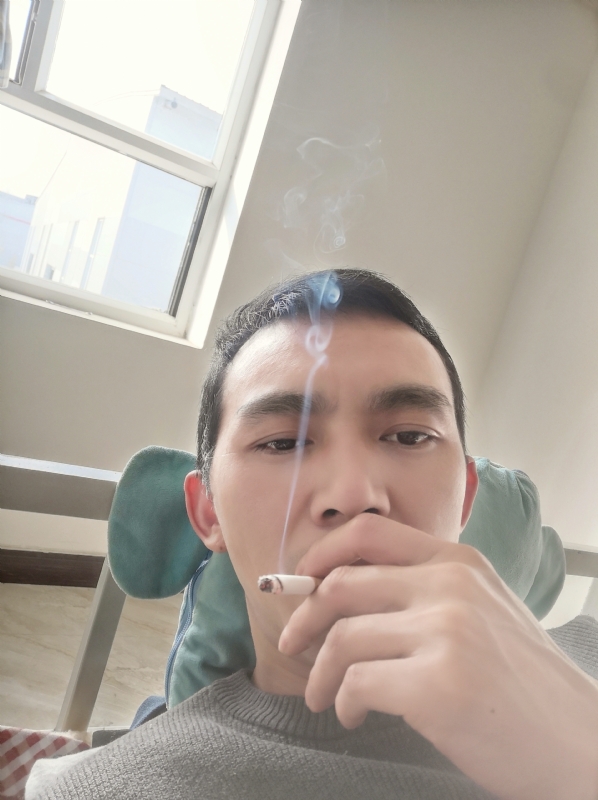 殇情的第一张照片--海峡交友网