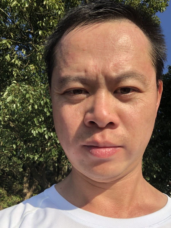 猩猩巨呃的第四张照片--海峡交友网