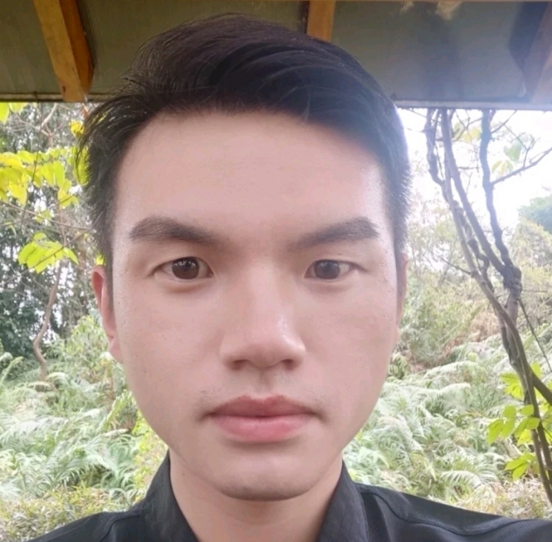 彬彬有礼的第一张照片--海峡交友网