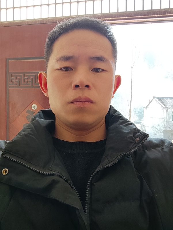 勇敢的成长的第一张照片--海峡交友网