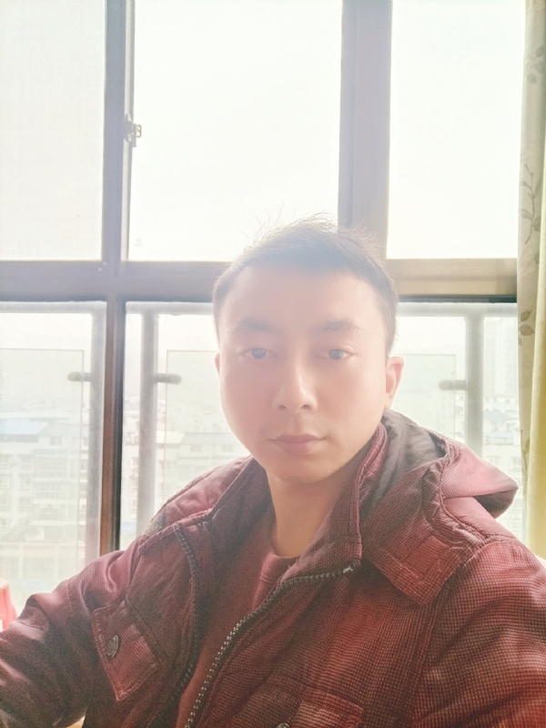 流星雨的第一张照片--海峡交友网