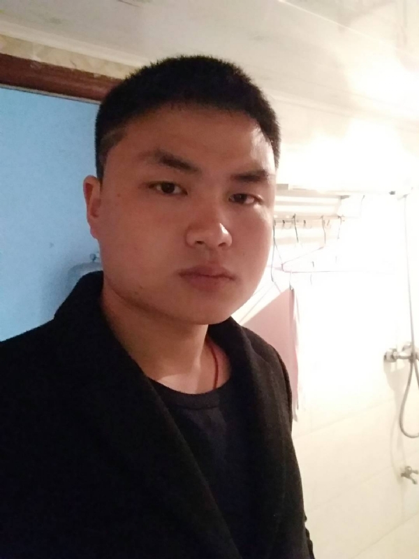 康康一下的第一张照片--海峡交友网