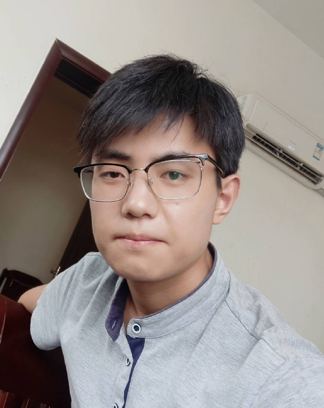 孤独患者的第二张照片--海峡交友网