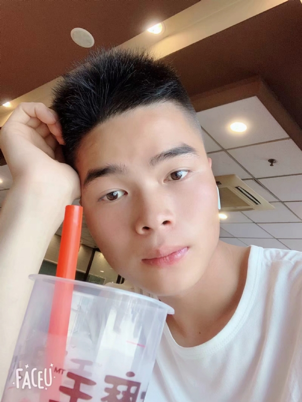 十五的第一张照片--海峡交友网