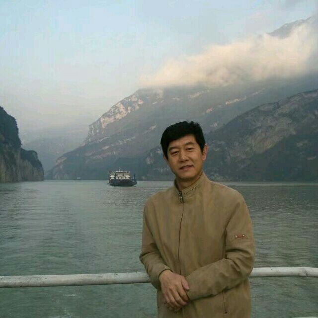 优秀善良1.78的第二张照片--海峡交友网