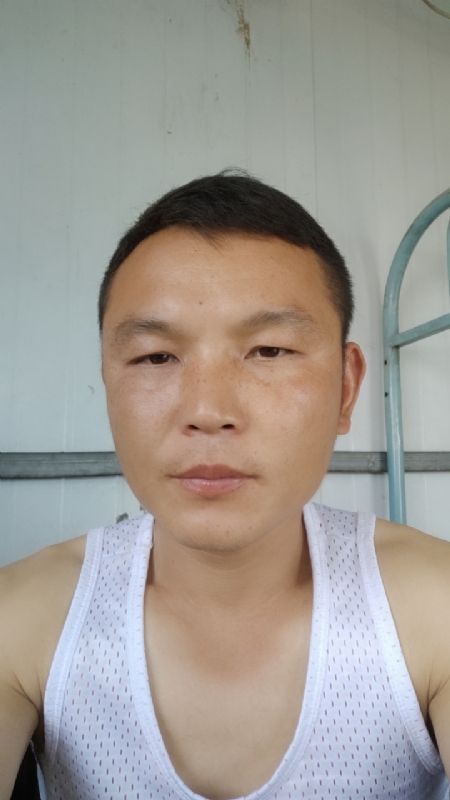 善良的人的第一张照片--海峡交友网