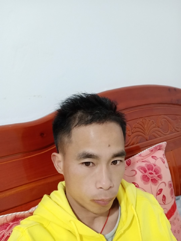 小biu崽的第一张照片--海峡交友网