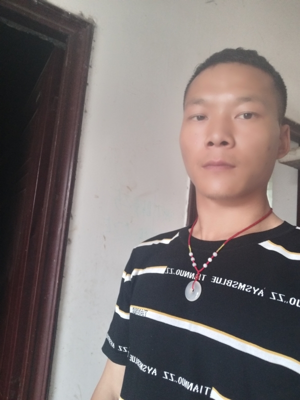 爱，请深爱的第二张照片--海峡交友网