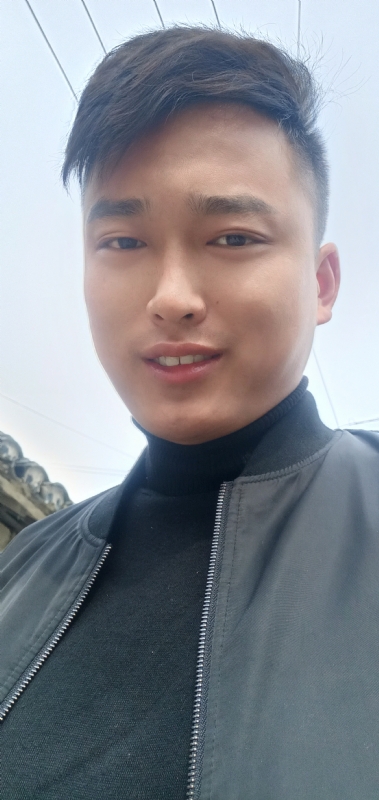 乐毅的第一张照片--海峡交友网