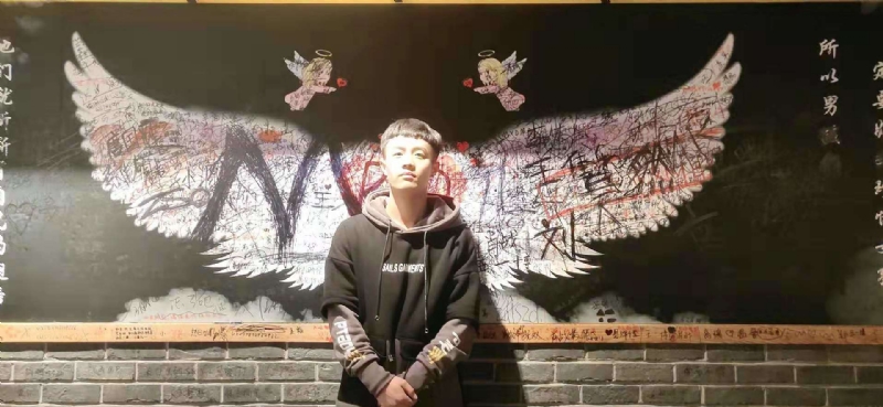 水彩画师的第一张照片--海峡交友网